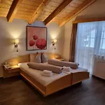 Hotel Garni Corinna 3*