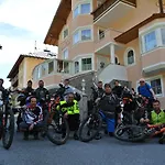 Garni Corinna Hotel