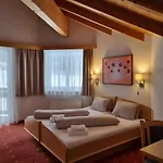 Garni Corinna 3* Ишгль
